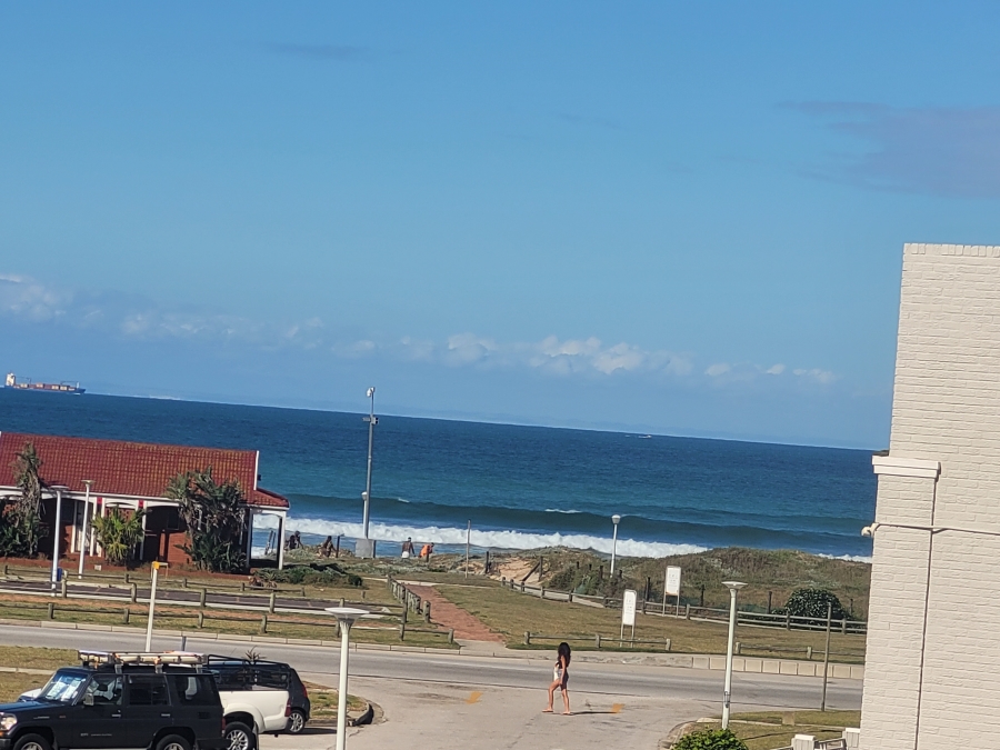 2 Bedroom Property for Sale in Summerstrand Eastern Cape